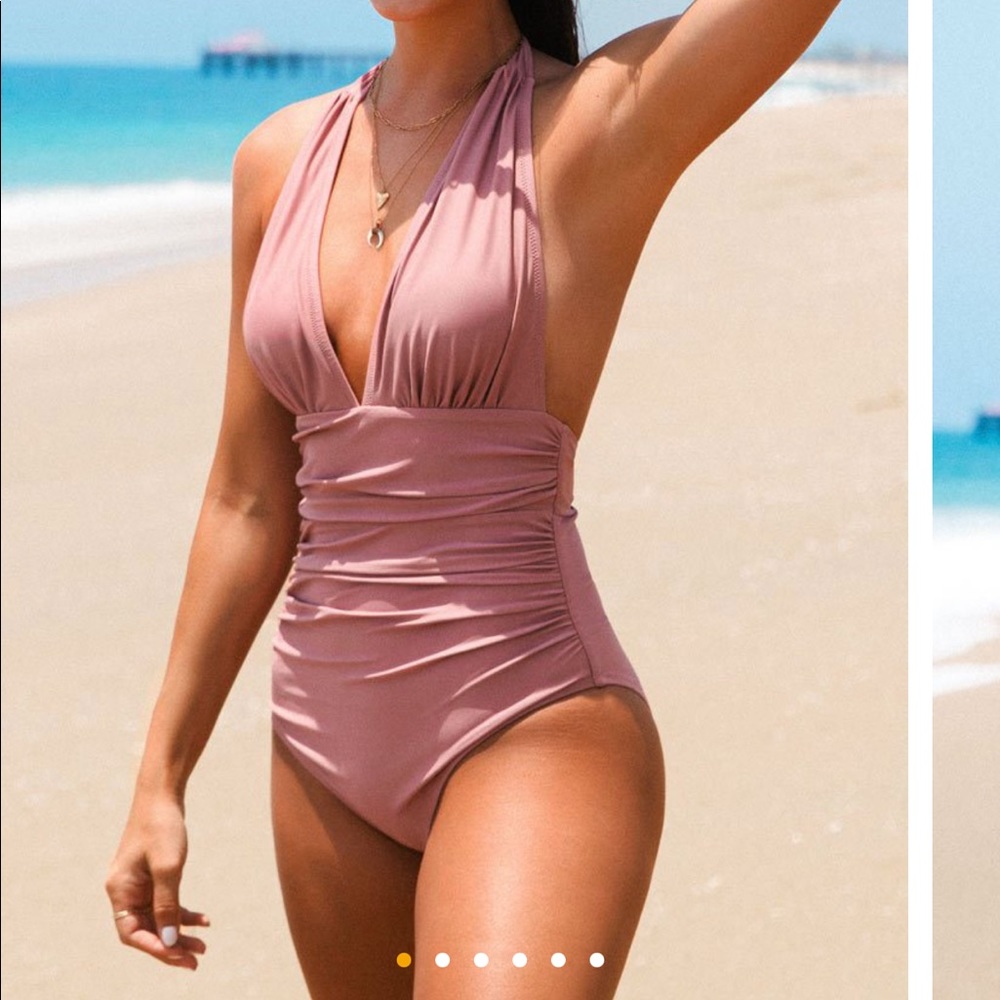 CUPSHE Bianca Dusty Pink Plunge Halter One Piece